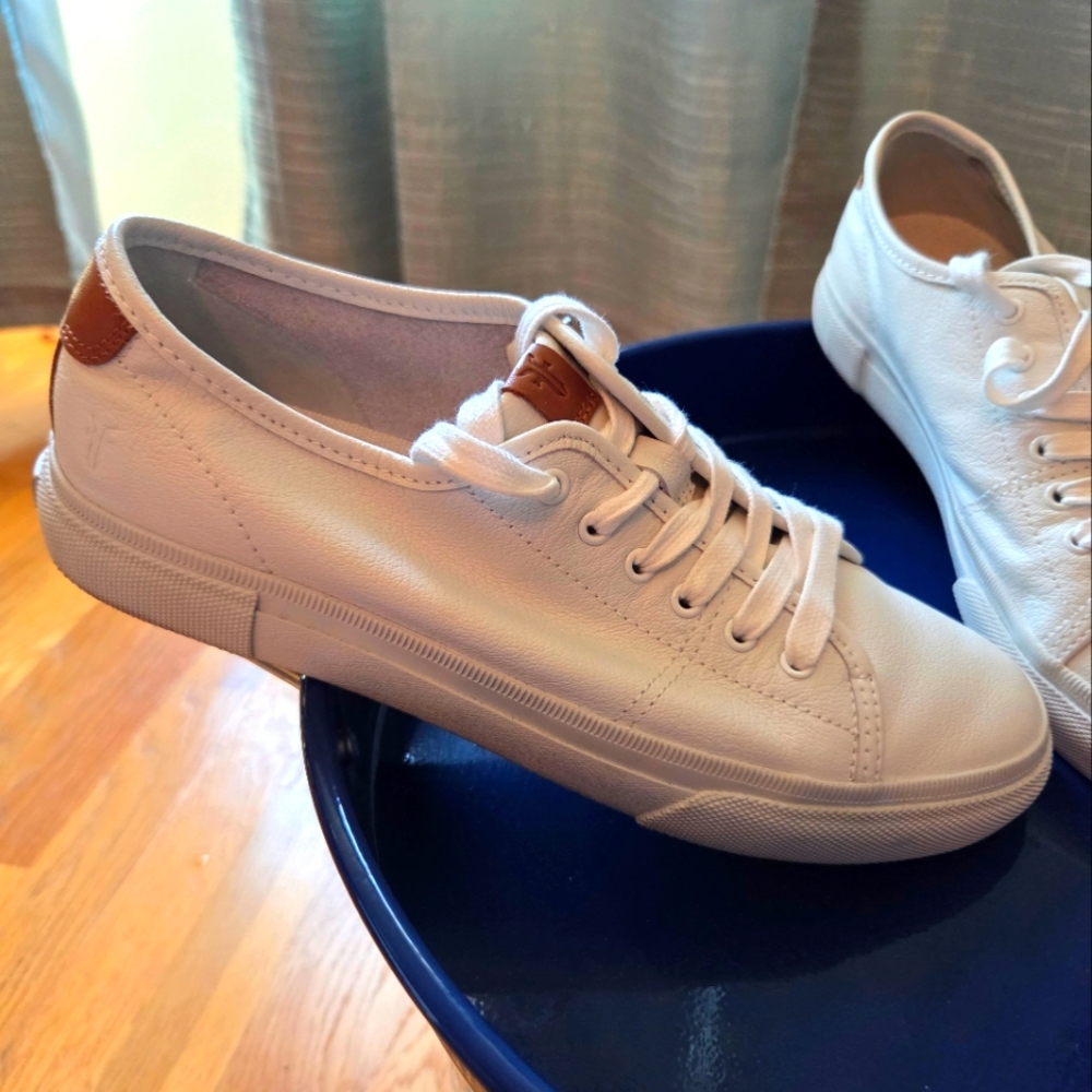 Womens Frye and Co Gia Low Top Lace